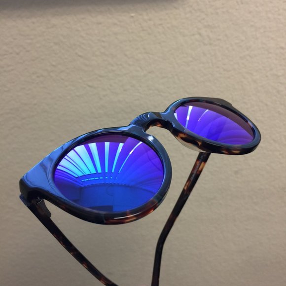 Geek Deep Tortoise Sunglasses in Blue- MISC060 - Picture 3 of 5